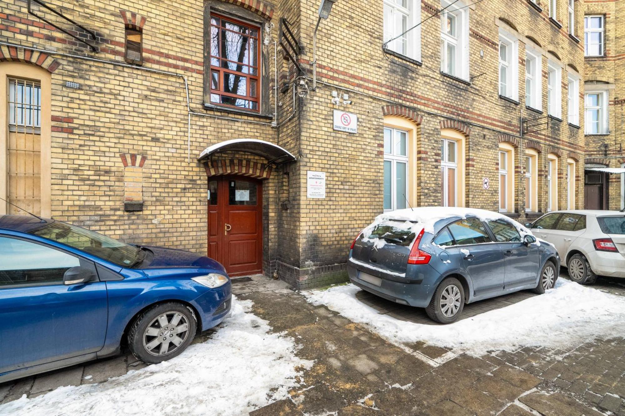 Przytulne Studia Very Berry W Poznaniu Blisko Parku By Noclegi Renters Kültér fotó